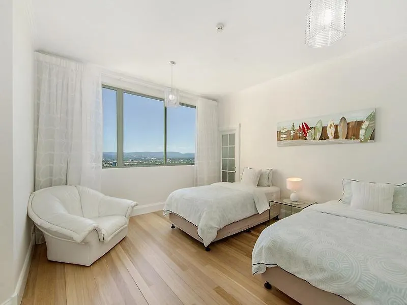 Style And Amazing Views-Sub Penthouse Apartment Gold Coast 0*,  Australia