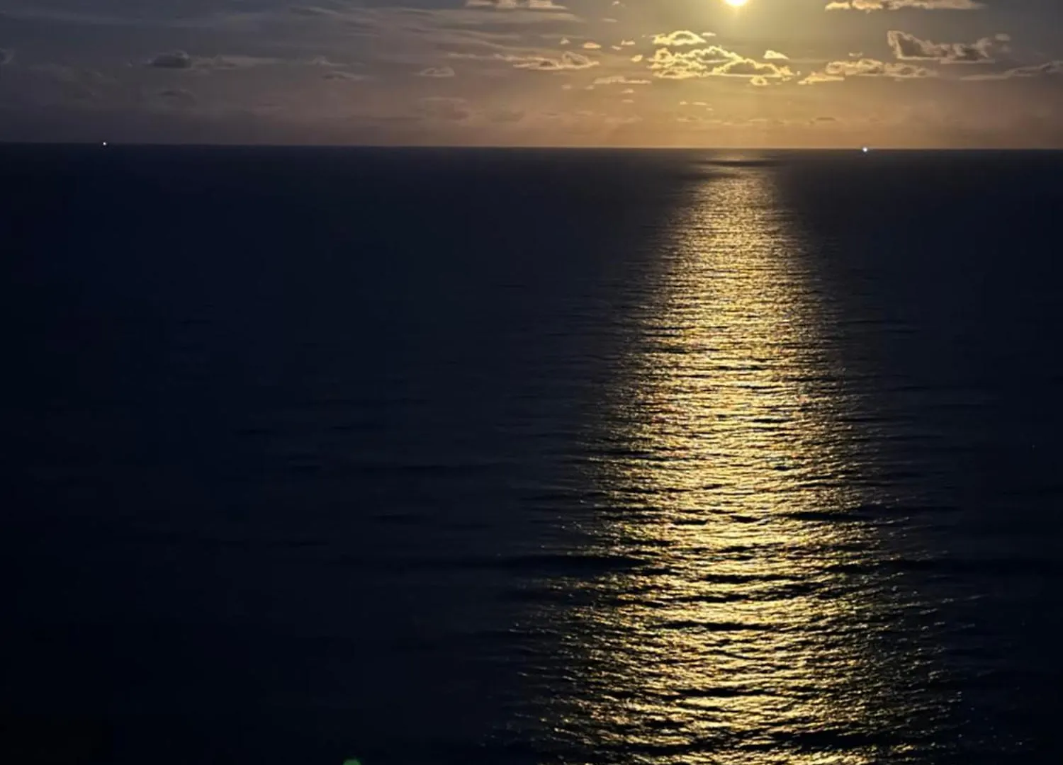 Style And Amazing Views-Sub Penthouse Apartment Gold Coast